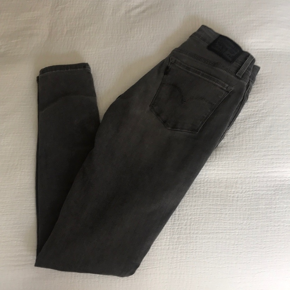 710 Super Skinny Levi’s